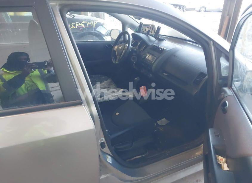 Photo 5 of 2007 Honda Fit SPORT (VIN JHMGD38627S052854)