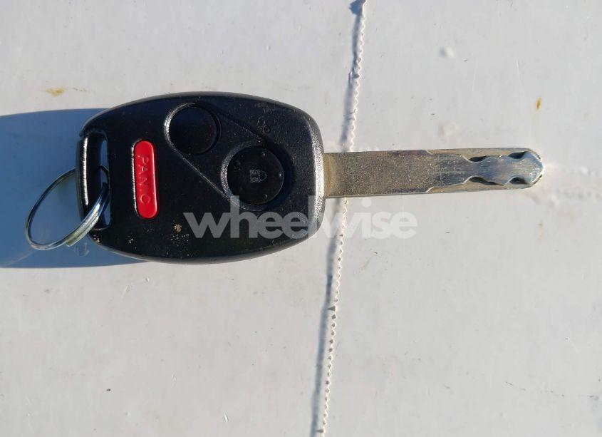 Photo 11 of 2008 Honda Fit SPORT (VIN JHMGD38638S042903)