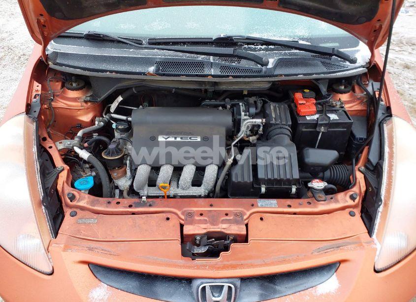 Photo 10 of 2008 Honda Fit SPORT (VIN JHMGD38638S053593)