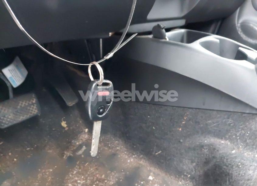 Photo 11 of 2007 Honda Fit SPORT (VIN JHMGD38647S003784)