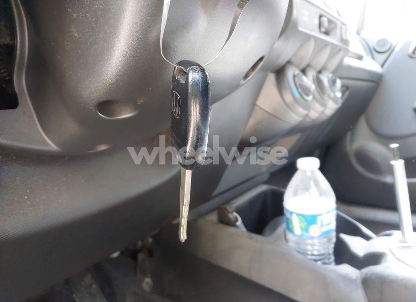 Photo 11 of 2008 Honda Fit SPORT (VIN JHMGD38648S019498)