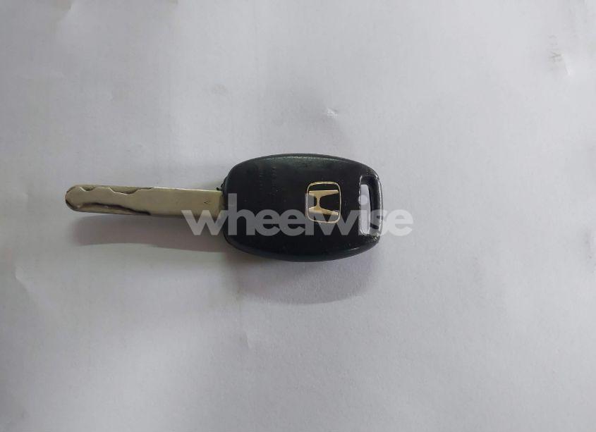 Photo 8 of 2008 Honda Fit SPORT (VIN JHMGD38648S020781)