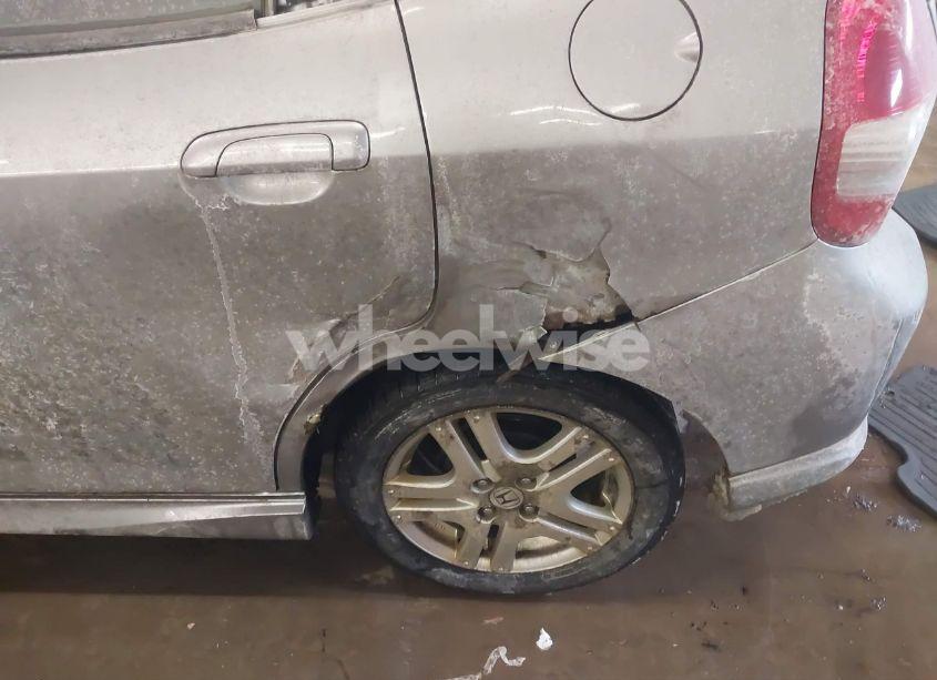 Photo 6 of 2007 Honda Fit SPORT (VIN JHMGD38657S000389)