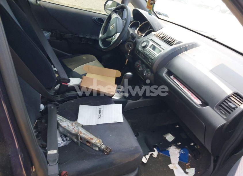 Photo 5 of 2008 Honda Fit SPORT (VIN JHMGD38658S043311)