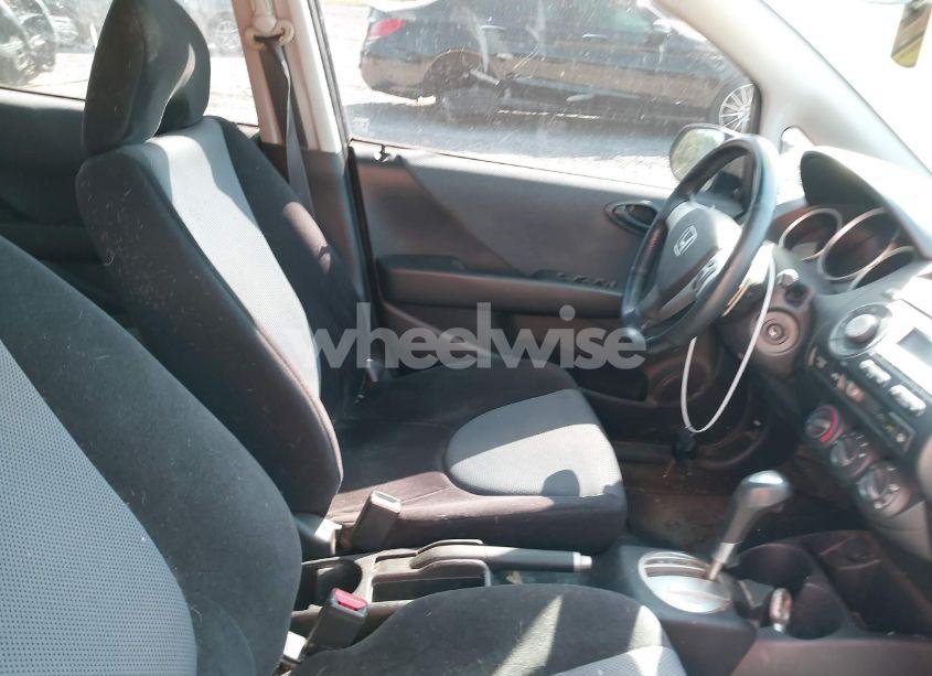 Photo 5 of 2007 Honda Fit SPORT (VIN JHMGD38677S001107)
