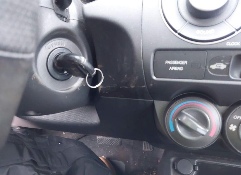 Photo 11 of 2008 Honda Fit SPORT (VIN JHMGD38678S045030)