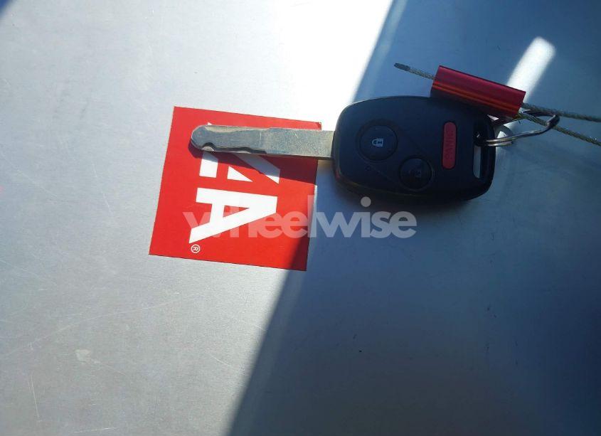 Photo 11 of 2008 Honda Fit SPORT (VIN JHMGD38678S046016)