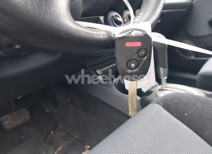 Photo 11 of 2008 Honda Fit SPORT (VIN JHMGD38698S006102)