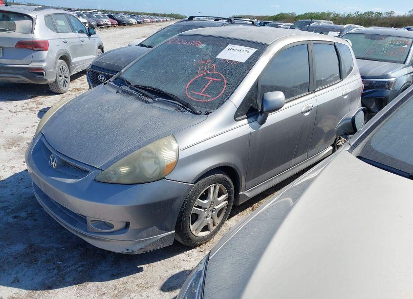 Photo 2 of 2008 Honda Fit SPORT (VIN JHMGD38698S050519)