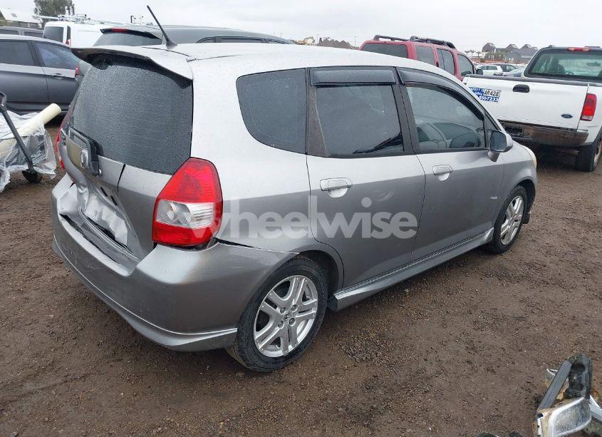 Photo 4 of 2007 Honda Fit SPORT (VIN JHMGD386X7S032108)