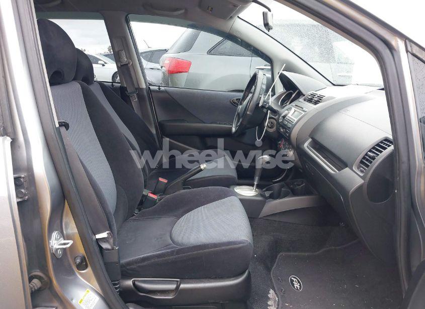 Photo 5 of 2007 Honda Fit SPORT (VIN JHMGD386X7S032108)