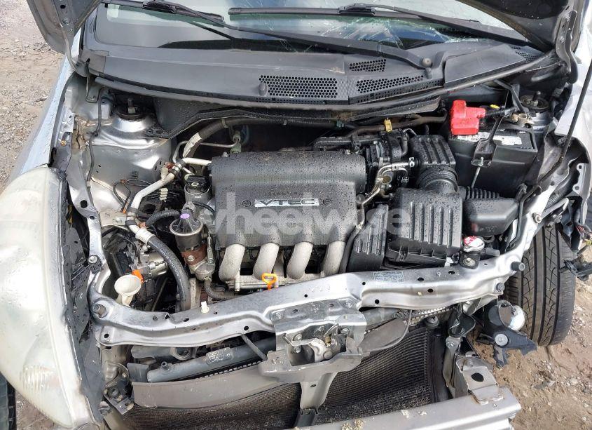 Photo 10 of 2008 Honda Fit SPORT (VIN JHMGD386X8S023944)