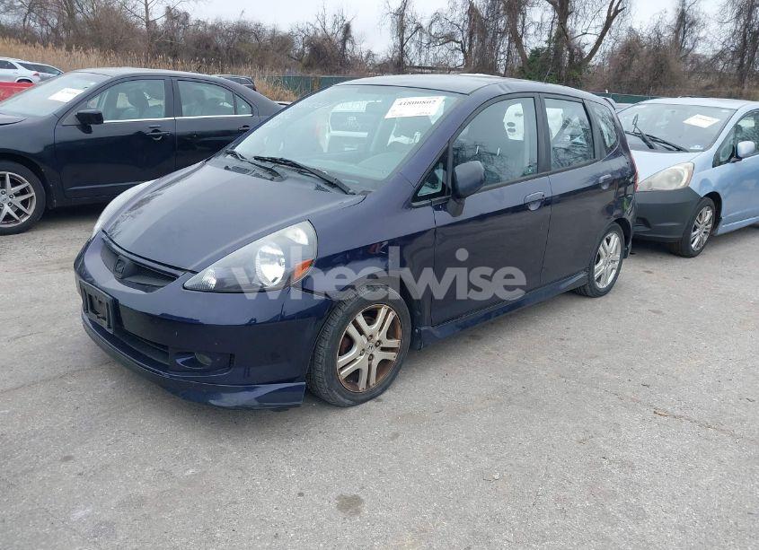 Photo 2 of 2008 Honda Fit SPORT (VIN JHMGD386X8S026780)