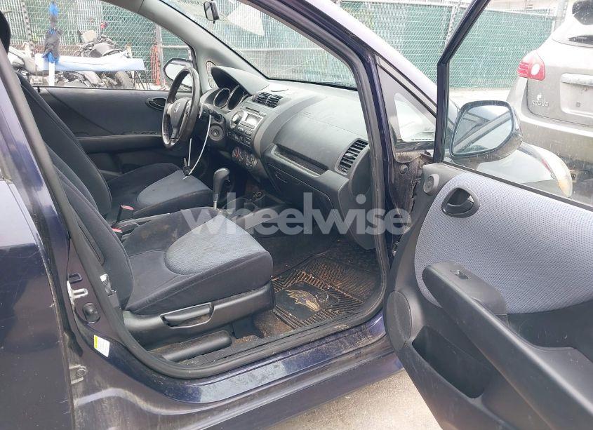 Photo 5 of 2008 Honda Fit SPORT (VIN JHMGD386X8S026780)