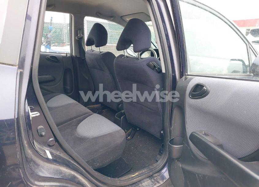 Photo 8 of 2008 Honda Fit SPORT (VIN JHMGD386X8S026780)