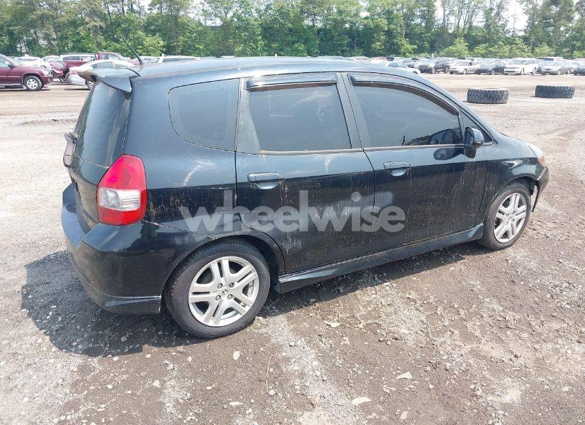 Photo 4 of 2008 Honda Fit SPORT (VIN JHMGD386X8S037651)