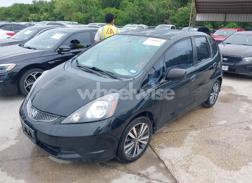 Photo 2 of 2009 Honda Fit (VIN JHMGE87209S036177)