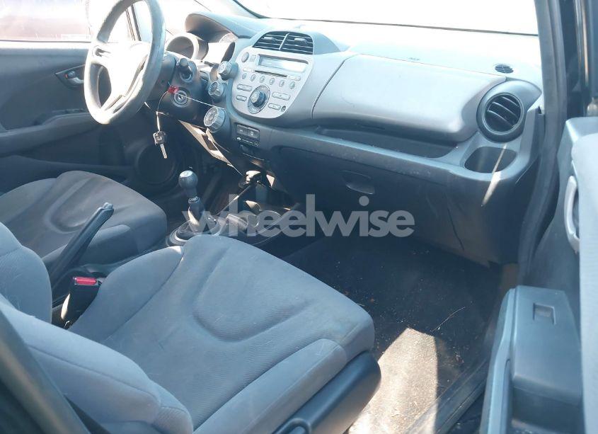 Photo 5 of 2009 Honda Fit (VIN JHMGE87239S071263)