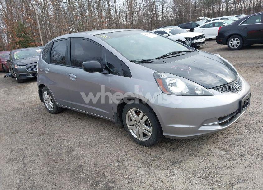 2009 Honda Fit (VIN JHMGE87249S040359) main photo