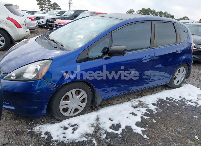 Photo 2 of 2009 Honda Fit (VIN JHMGE87269C003744)