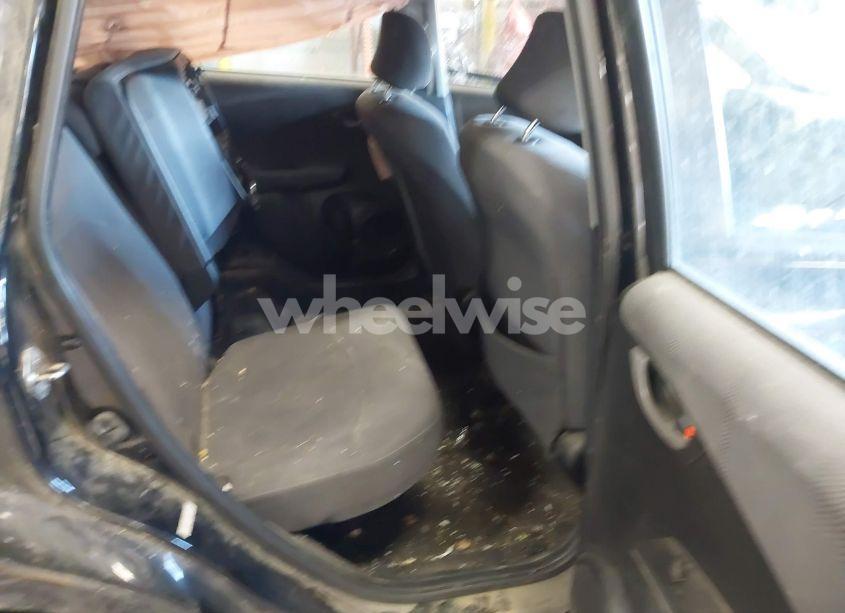 Photo 8 of 2009 Honda Fit (VIN JHMGE87289S038596)