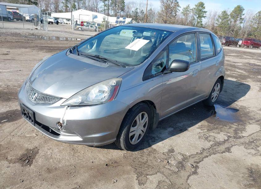 Photo 2 of 2009 Honda Fit (VIN JHMGE872X9S015305)