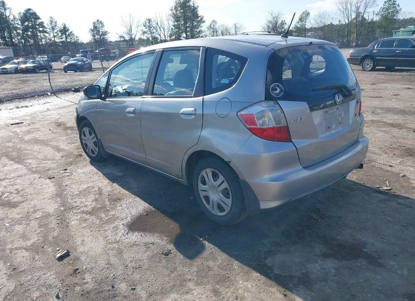 Photo 3 of 2009 Honda Fit (VIN JHMGE872X9S015305)