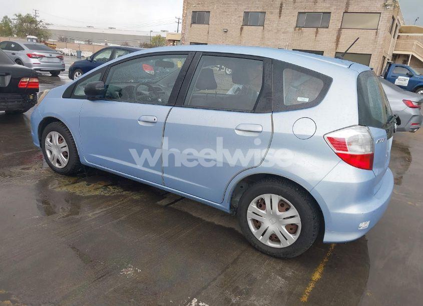 Photo 3 of 2009 Honda Fit (VIN JHMGE872X9S024019)