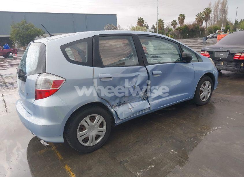 Photo 4 of 2009 Honda Fit (VIN JHMGE872X9S024019)