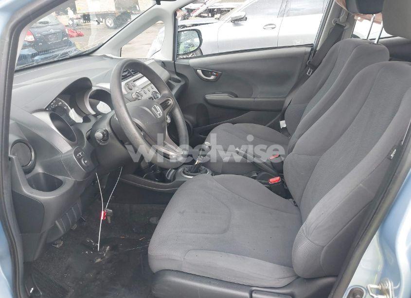 Photo 5 of 2009 Honda Fit (VIN JHMGE872X9S024019)