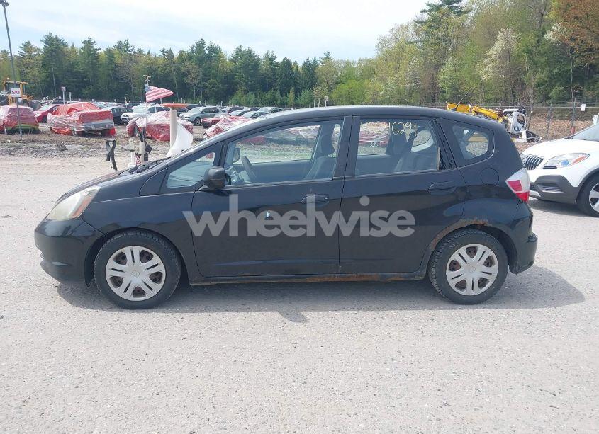 Photo 12 of 2009 Honda Fit (VIN JHMGE872X9S061071)