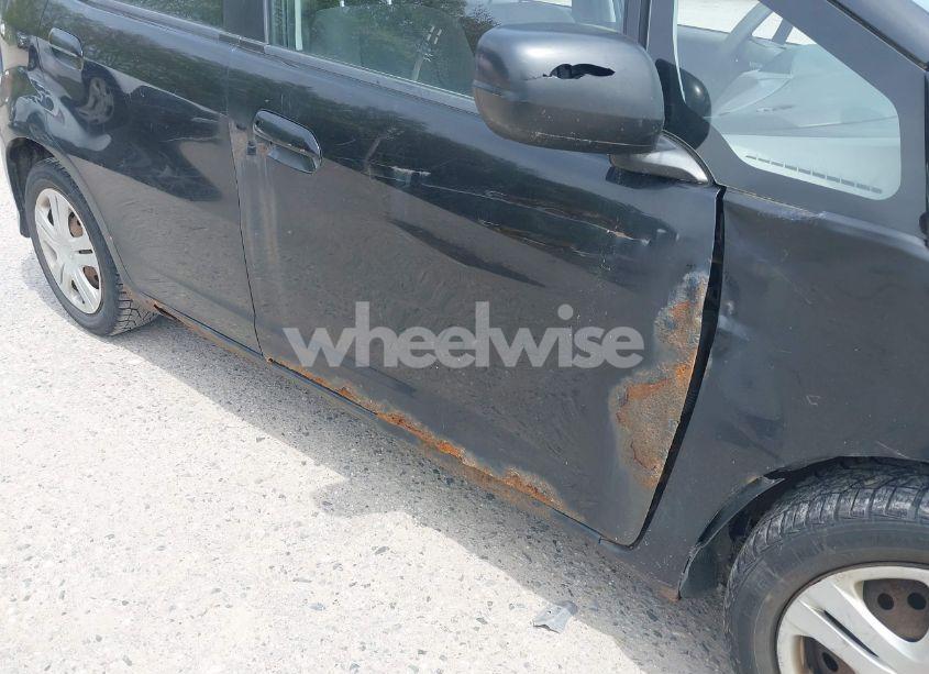 Photo 6 of 2009 Honda Fit (VIN JHMGE872X9S061071)