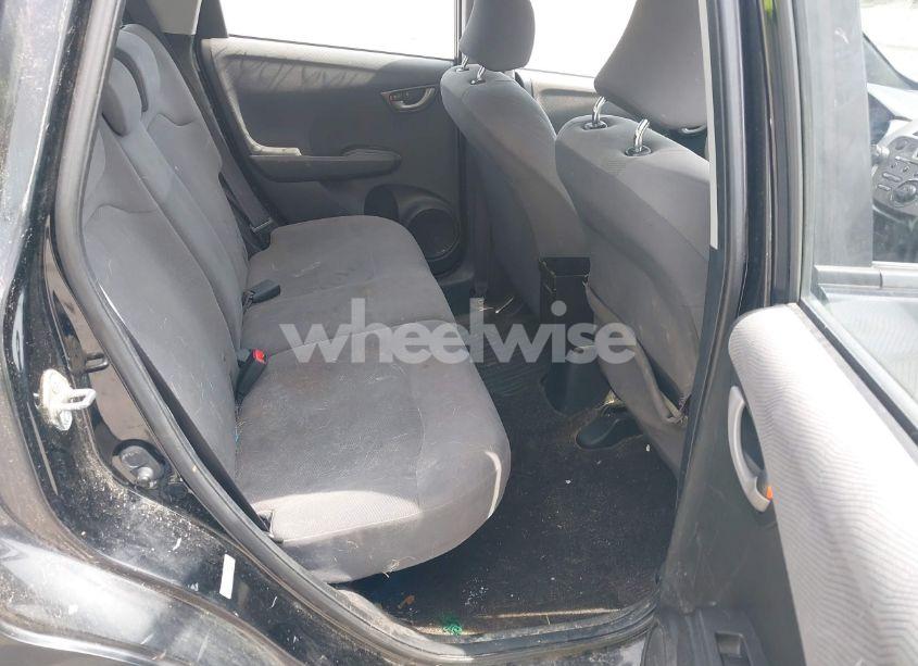 Photo 8 of 2009 Honda Fit (VIN JHMGE872X9S061071)