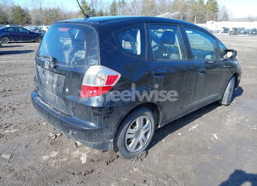 Photo 4 of 2009 Honda Fit (VIN JHMGE872X9S069929)