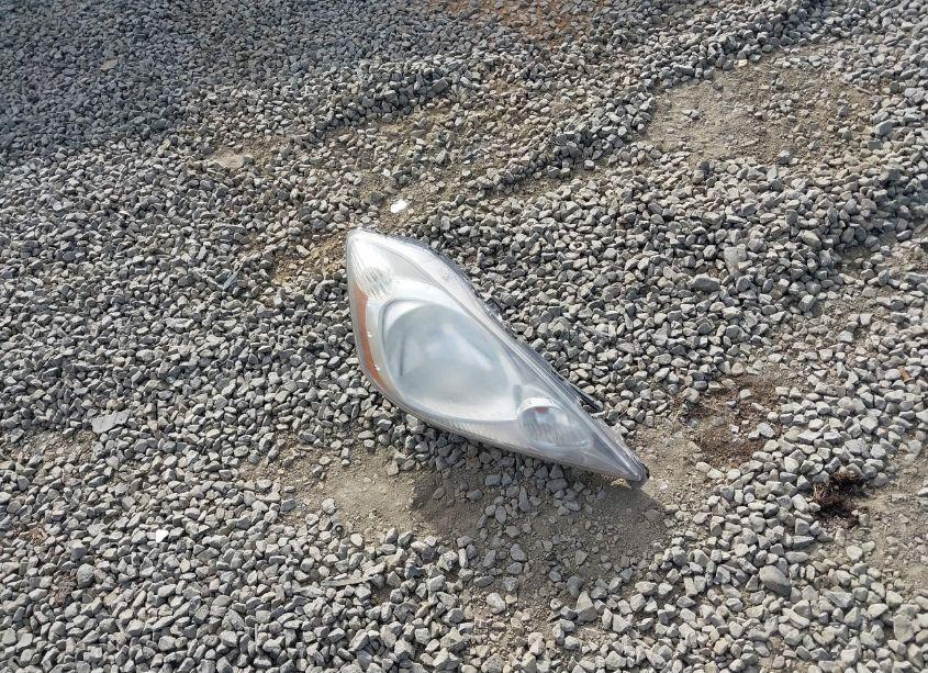 Photo 12 of 2009 Honda Fit SPORT (VIN JHMGE87409S022829)