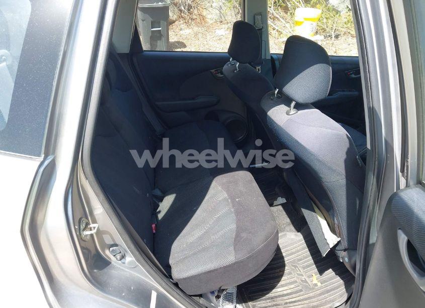 Photo 8 of 2009 Honda Fit SPORT (VIN JHMGE874X9S002748)