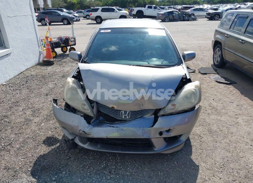 Photo 12 of 2009 Honda Fit SPORT (VIN JHMGE874X9S005374)