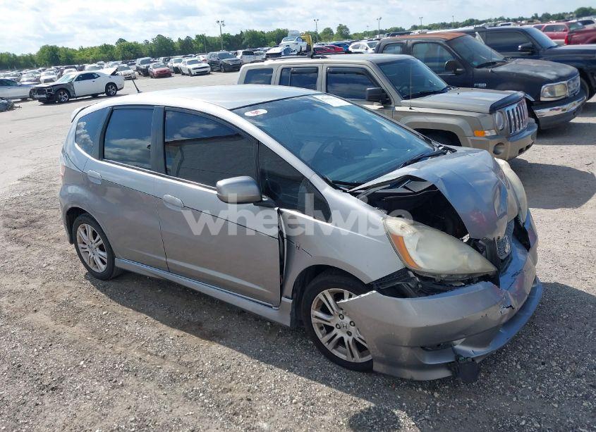 Photo 13 of 2009 Honda Fit SPORT (VIN JHMGE874X9S005374)