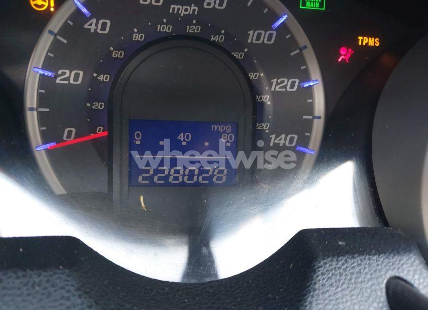 Photo 15 of 2009 Honda Fit SPORT (VIN JHMGE874X9S005374)