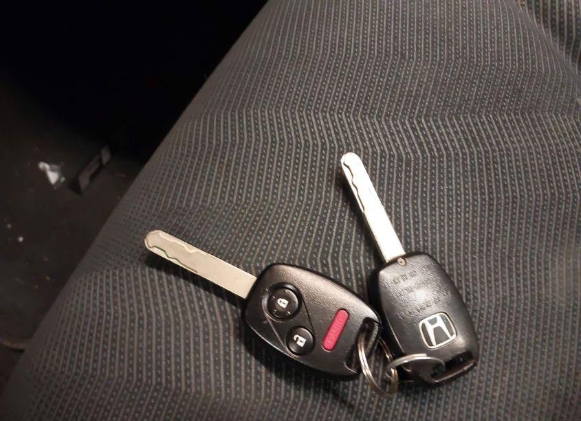 Photo 11 of 2009 Honda Fit SPORT (VIN JHMGE874X9S024121)