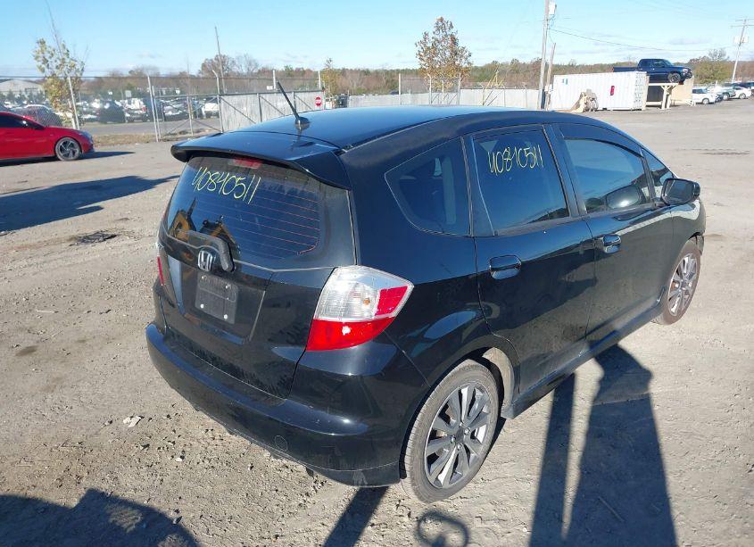 Photo 4 of 2009 Honda Fit SPORT (VIN JHMGE874X9S040917)