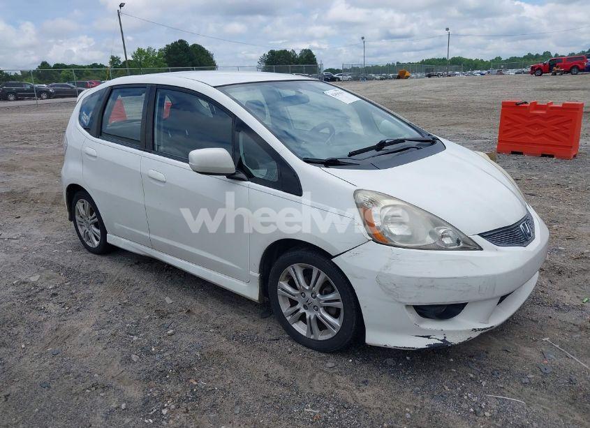 2009 Honda Fit SPORT (VIN JHMGE874X9S056745) main photo