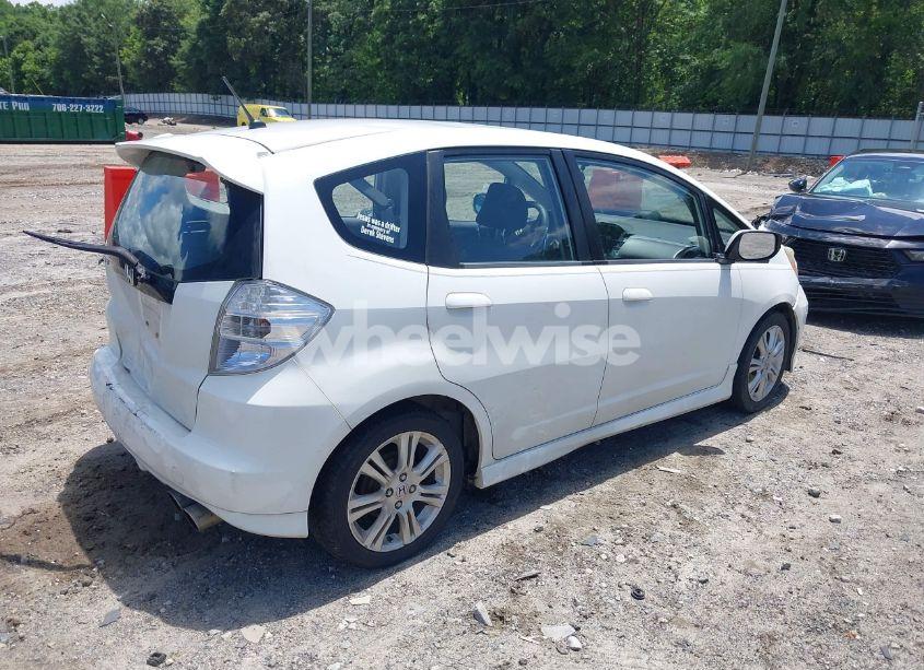 Photo 4 of 2009 Honda Fit SPORT (VIN JHMGE874X9S056745)