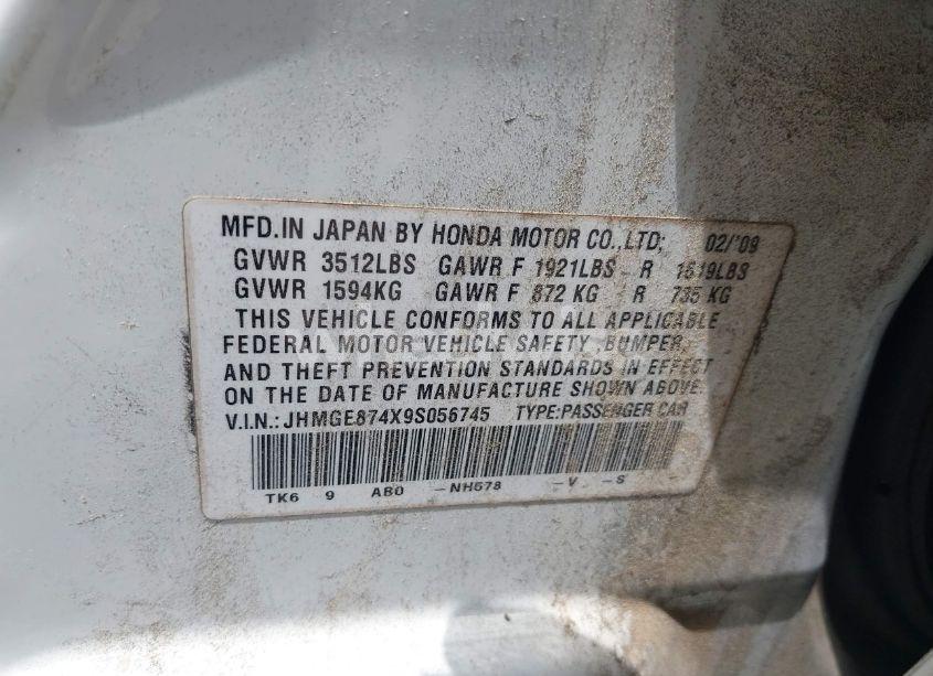 Photo 9 of 2009 Honda Fit SPORT (VIN JHMGE874X9S056745)