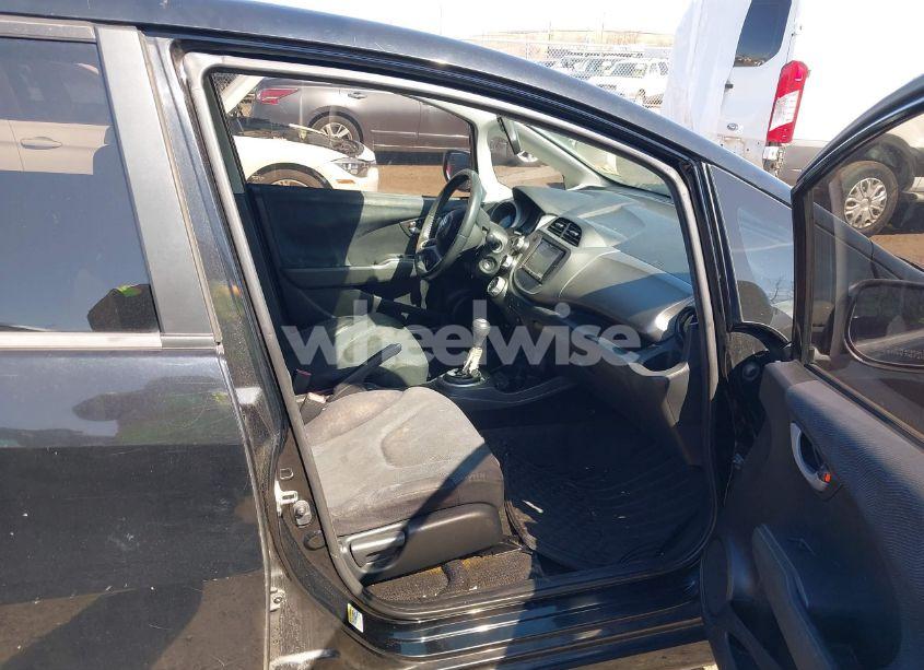 Photo 5 of 2009 Honda Fit SPORT (VIN JHMGE87679S004085)