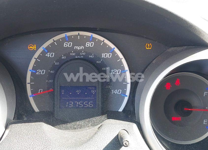 Photo 7 of 2009 Honda Fit SPORT (VIN JHMGE87699S025293)