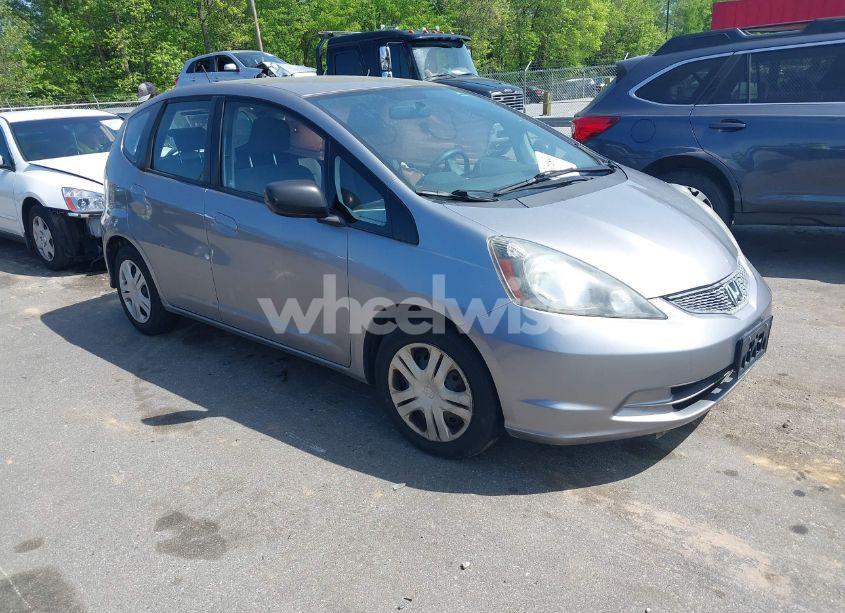 2009 Honda Fit (VIN JHMGE88249S052896) main photo