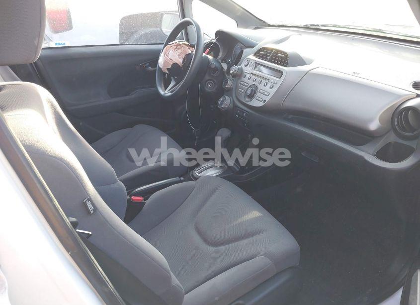 Photo 5 of 2009 Honda Fit (VIN JHMGE88249S067463)