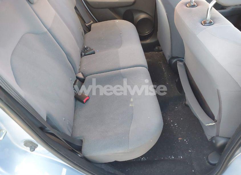 Photo 8 of 2009 Honda Fit (VIN JHMGE88269S057145)
