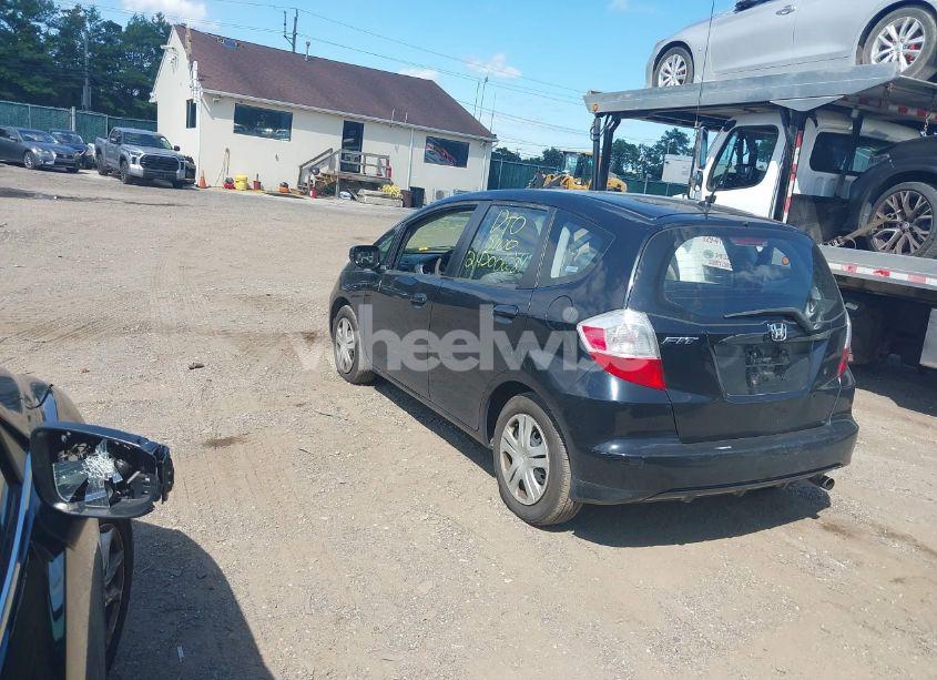 Photo 3 of 2009 Honda Fit (VIN JHMGE88279C002133)